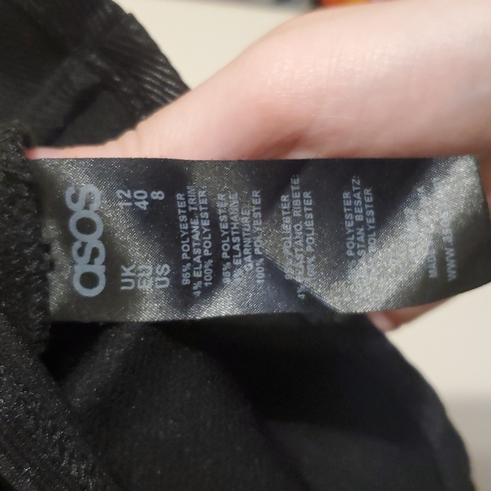 Asos brand black skater skirt. - Picture 5 of 6